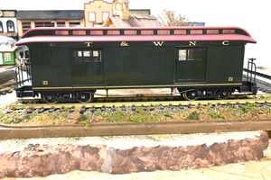 Bachmann G Scale 89293 Jackson Sharp ET&WNC Full Baggage Passenger Car w/Box - Picture 1 of 22