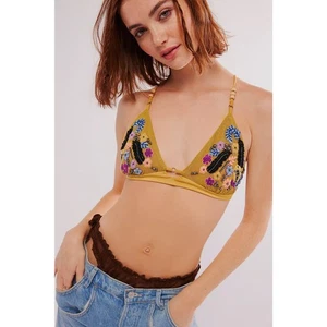 Free People-NWT-Calla Embellished Triangle Bralette Embroidered Lace Sz:M Ret$89 - Picture 1 of 3