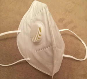 Masks Face Masks KN 95 With "BREATHING VALVE".Box Of 20. USA Authorized Seller - Picture 1 of 11