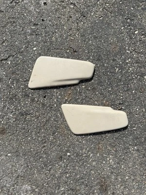 BMW K100 Fuel Tank Motorcycle Knee Pads - Beige Set Right And Left - Image 1 of 2