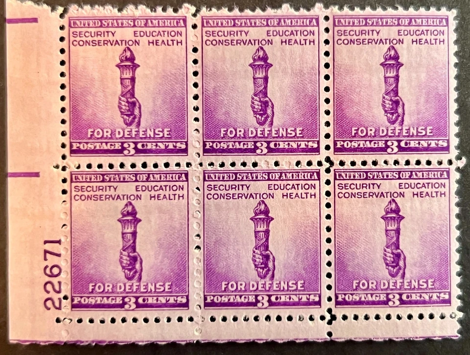 SCOTT: #901 TORCH OF ENLIGHTENMENT 3¢ 1940 PLATE BLOCK OF FOUR MNHOG - Image 1 of 1