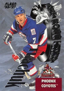 1996-97 Fleer Art Ross #22 Keith Tkachuk - Picture 1 of 3