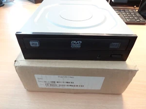 LiteOn iHAS122 - DVD±RW (±R DL) / DVD-RAM drive - Serial ATA - internal - Picture 1 of 5