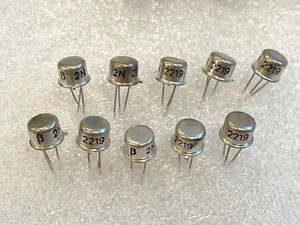 Transistor 2N2219 Baneasa SI NPN nuevo de lote antiguo 10 piezas - Imagen 1 de 3