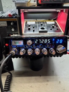 Ranger RCI-99N4 400W AM/LSB/USB 10 Meter Amateur Radio Transceiver - Zdjęcie 1 z 10