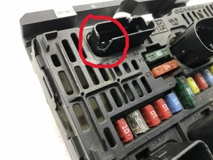 BSM caja reles fusibles Peugeot Citroen 9657718780 S118983006K BSM-L06-00 - Picture 1 of 4