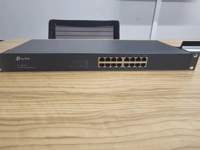TP-Link Network Switch TL-SG1016 - 16-Port Gigabit Rackmount Network Switch NEW - Image 1 of 3
