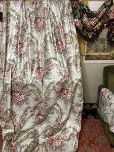 10 YARDS MINT English Chintz "Pompadour"  Romantic Blush Floral Swags - Picture 1 of 17
