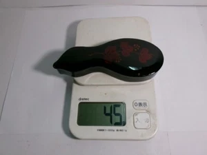 Lacquered gourd-shaped accessory case. Yakumo lacquer. Yamane lacquerware store - Picture 1 of 8