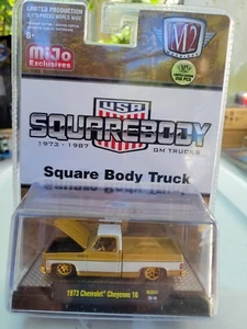 M2 Machines CHASE 1:64 73 Chevrolet Cheyenne 10 C10 Yellow Squarebody 1/350 - Picture 1 of 3
