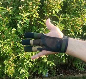 ARCHERS SHOOTING 3 FINGERS GLOVE LEATHER FREE GLOVE HUNTING JUNGLE CAMO - Picture 1 of 12