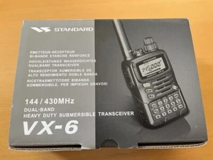 Yaesu VX-6 Dual Band 144/430MHz Amatorski nadajnik-odbiornik 5W Czarny - Zdjęcie 1 z 2