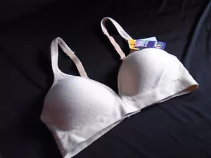 NWT Beige Diamonds Foam Cups HANES Ultimate Flex Fit Wireless Bra HU08 S - Picture 1 of 5