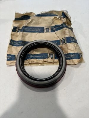 Nuevo GM 712831 Cojinete de rueda trasera Eje Sello Años 60 Chevrolet GMC Big Truck  Foto 1 de 4