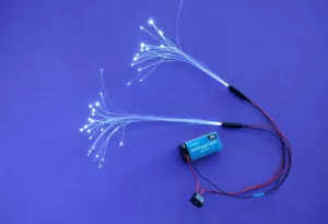 2 luces LED premontadas, 10 colores para modelos de fibra óptica Bandai Tamiya etc. - Imagen 1 de 4
