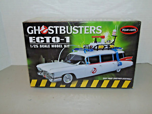 POLAR LIGHTS GHOSTBUSTERS ECTO-1 CADILLAC AMBULANCE 1/25 SCALE SNAP TOGETHER