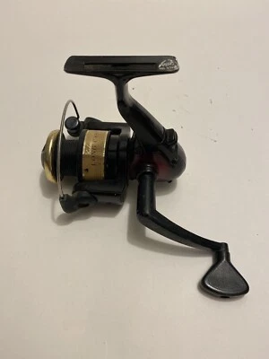 Carrete giratorio fundido largo Shakespeare Ranger 035 Foto 1 de 4