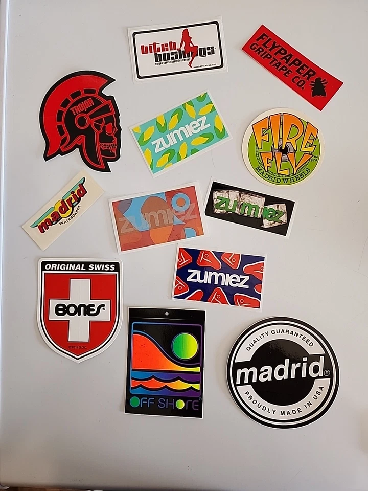 Lote de pegatinas de skate vintage Madrid, Off Shore, Flypaper, Zumiez, Bones, Troj Foto 1 de 4