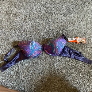 Reggiseno intero Warners 38D nuovo con etichette viola ferretto 01561 orig. Supporto completo Luxe $35 - Foto 1 di 4