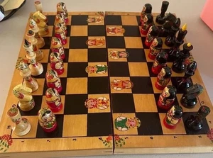 Vintage USSR Russian Folk Art Matryoshka Chess Set Wood Hand-Carved & Painted - Picture 1 of 18