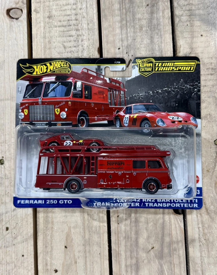 Camión Hot Wheels Ferrari Team Transport 250 GTO Fiat 642 Bartoletti Car Culture Foto 1 de 4