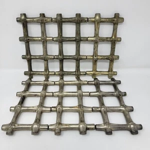 Regal Silver Bamboo Design Silver-plate Metal Expanding Trivet Set Of 2 - Picture 1 of 7