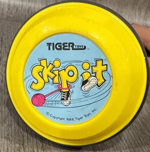 Vintage 1988 Yellow Skip It Tiger Toys For Parts - Picture 1 of 3