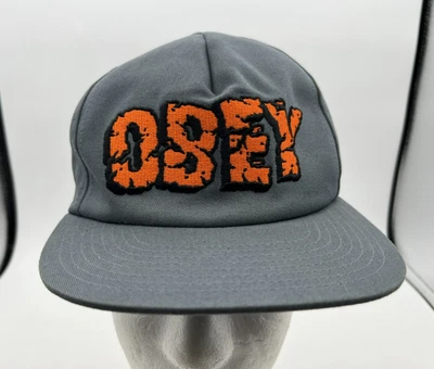 Boné Obey Worldwide Propaganda Bordado Logotipo Snapback Cinza Laranja - Imagem 1 de 4