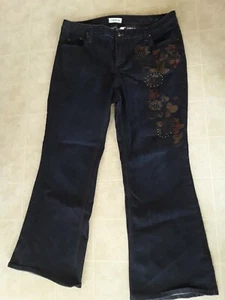 Venezia Woman's Size 20 Average Embroidered Denim Blue Cotton Jeans  - Picture 1 of 4