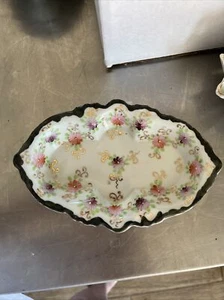 7.5” hand painted pin dish/relish tray, vintage, French probably - Picture 1 of 3