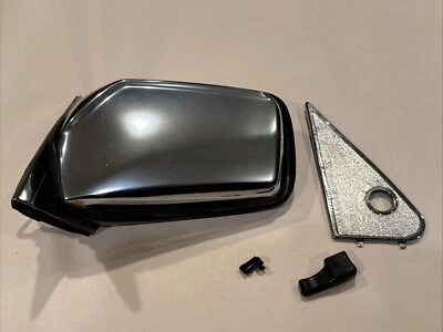 MERCEDES 300D 240D 300TD W123 1977-83 PUERTA LATERAL DEL CONDUCTOR ESPEJO RETROVISOR CROMADO Foto 1 de 4
