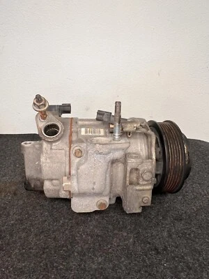 Compresor de aire acondicionado usado Ford Taurus Explorer Flex 2013 2019 3,5 L OEM DA83-19D629-AF Foto 1 de 4