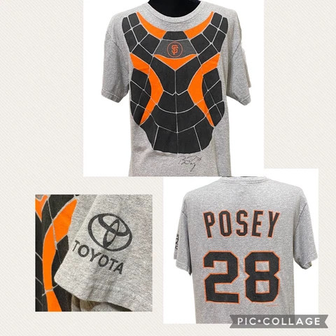 San Francisco Giants Buster Posey Catcher T-Shirt Toyota Promo Youth Medium Cover