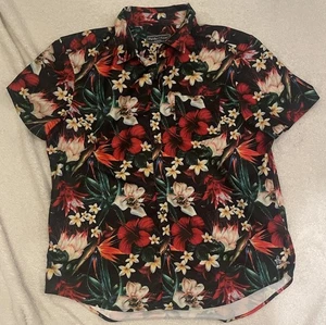 Camisa Paisley y Gris Abotonada - Para Hombre Talla Mediana Calce Ajustado Colorido Floral Corto - Imagen 1 de 8