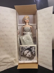 Ashton Drake Gene Marshall Stardust Memories 16" doll in box with Silver dress - Picture 1 of 24