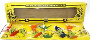 CRESCENT TOYS 'UNBREAKABLE POLYTHENE FIGURES' RED INDIANS - MINT BOXED - RARE! - Picture 1 of 5
