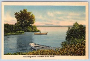 1940's GREETINGS FROM TRAVERSE CITY MICHIGAN MI VINTAGE LINEN POSTCARD - Picture 1 of 2
