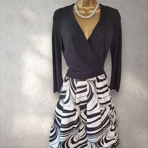 Diane Von Furstenberg Women's Wrap Dress UK 12 Pockets Black White Wedding/Races - Picture 1 of 6