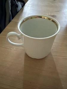 Tasse Mitterteich Bavaria Weis Goldrand - Bild 1 von 3