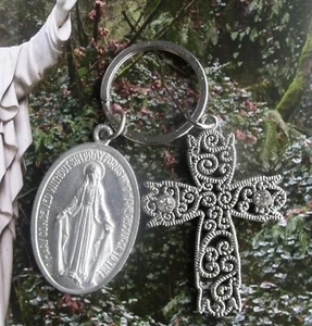 Nuevo Llavero Católico Medalla Milagrosa Cruz Adornada Grande De Colección Francia - Imagen 1 de 7