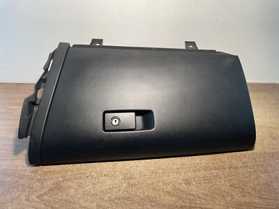 Volvo V60 2012 guantera con tapa franqueo gratuito *7 Foto 1 de 4