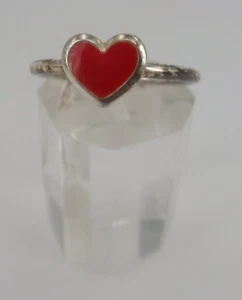 Neugablonz Dieter Knobloch: Kleiner Ring auch Kinderring Emaille Herz (102680) - Picture 1 of 4