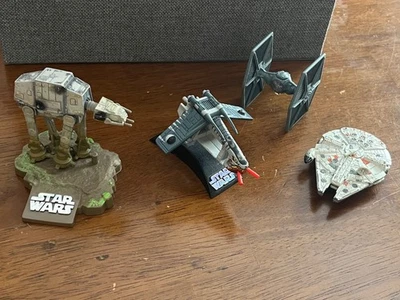 Star Wars Titanium Series Die Cast Endor AT-AT Republic Gunship LAAT Falcon TIE Foto 1 de 3