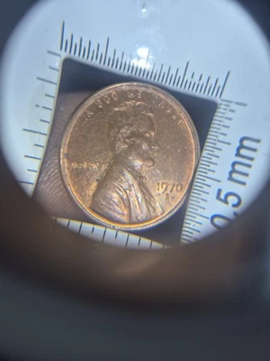 1970 S Error Floating roof, RED BROWN Penny. - Image 1 of 4