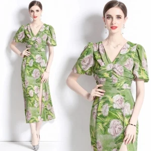 Stylish & Trendy Green Floral Print V-Neck Empire Waist Cocktail Party Dress - Picture 1 of 7