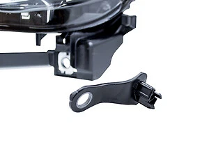 Left Halogen Headlight Hella 008673111 for BMW 5 Series 2004-2007 - Image 1 of 1