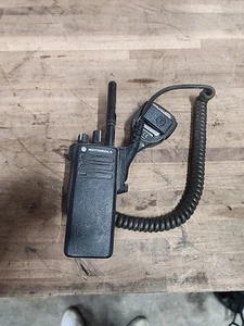 Motorola XPR7350 AAH56RDC9KA1AN Two Way Radio Radio Only. - Zdjęcie 1 z 7