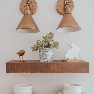 Estantes flotantes de madera recuperada West Elm Emmerson de 2' - Nuevos en caja Foto 1 de 4