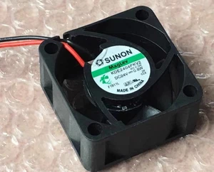 Micro ventilador interruptor M.A.G N 2 líneas SUNON 4020 24V 0.8W KDE2404PKV2 - Imagen 1 de 4