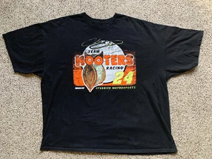 Team Hooters Racing 24 Chase Elliot NASCAR T Shirt Black Hendrick Motorsports - Picture 1 of 3